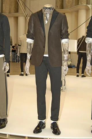 Look 10